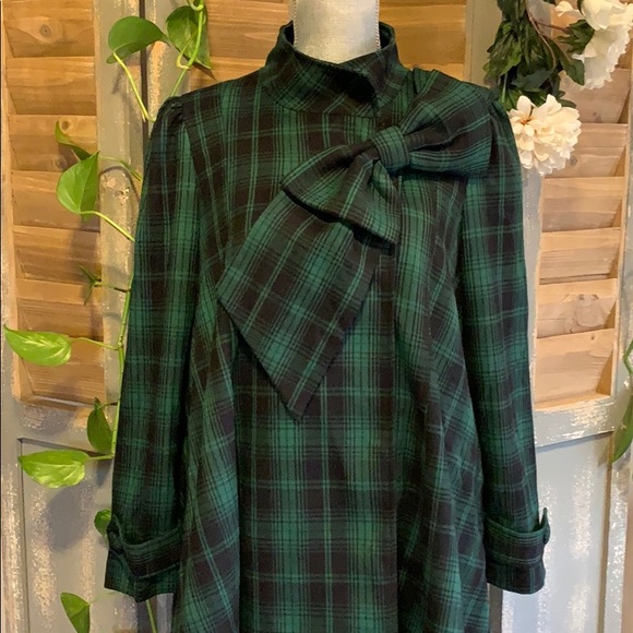 Chicwish green plaid swing jacket with large bow - Picture 2 of 15